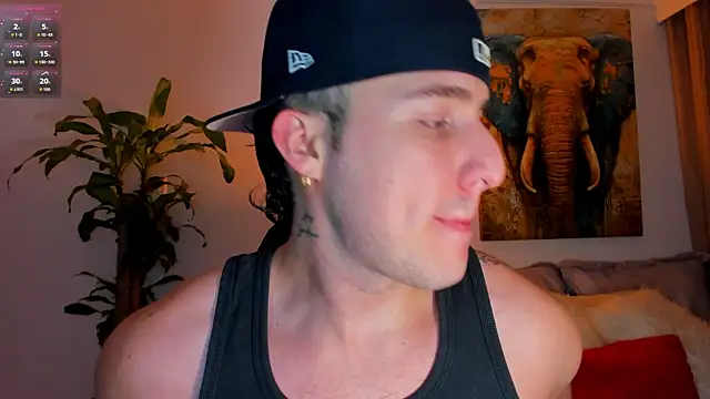 Snapshot of liam_oficial02 chatting on 03-15-25, 03:18 liam oficial02 online show from 03-15-25, 03:18