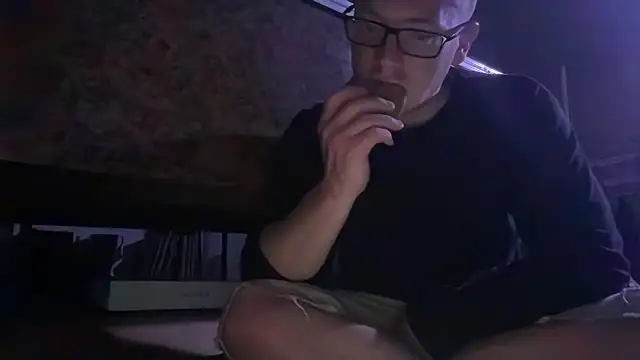 adamseed69 online show from 06-11-26, 06:22