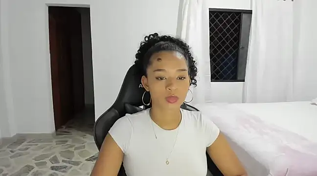 avellanatammy online show from 12-15-24, 12:07