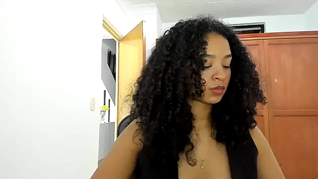 avellanatammy online show from 02-16-25, 01:58