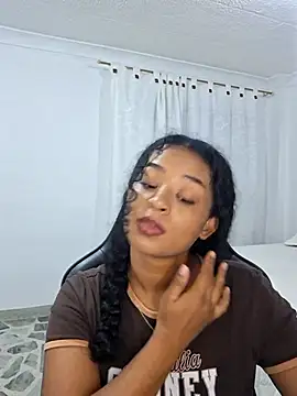 avellanatammy online show from 04-27-26, 11:47