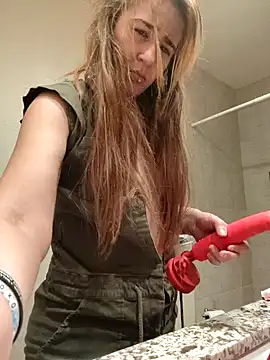 Snapshot of halobabe7620 chatting on 02-15-25, 12:48 halobabe7620 online show from 02-15-25, 12:48