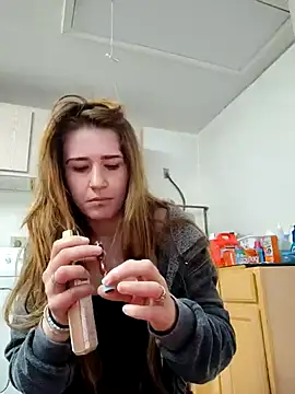 Snapshot of halobabe7620 chatting on 02-21-25, 06:37 halobabe7620 online show from 02-21-25, 06:37