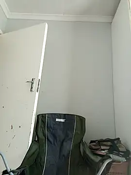 Snapshot of the_greatt chatting on 02-22-25, 01:57 the greatt online show from 02-22-25, 01:57