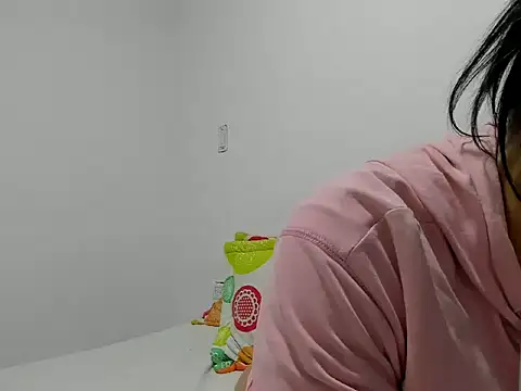 SamanthaBeke online show from 04-28-26, 02:27