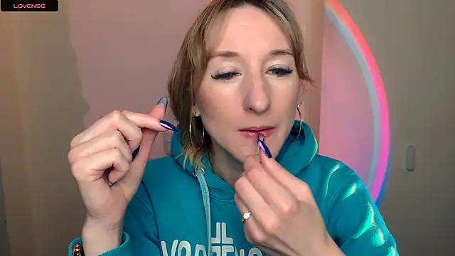 AmandaSell online show from 10-05-25, 08:12