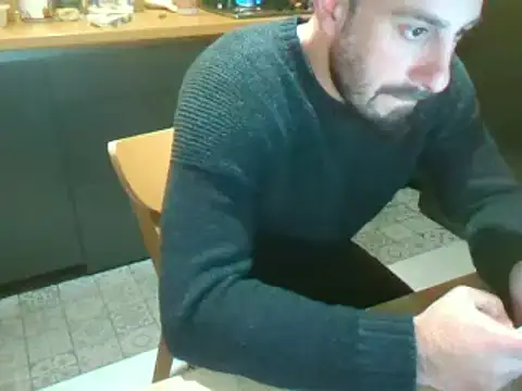 Snapshot of giorgakaci69 chatting on 12-16-24, 05:11 giorgakaci69 online show from 12-16-24, 05:11