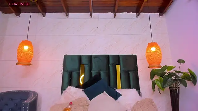 Taiissa  online show from 01-30-25, 11:13