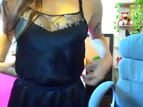 Moon-liza online show from 12-21-24, 10:17