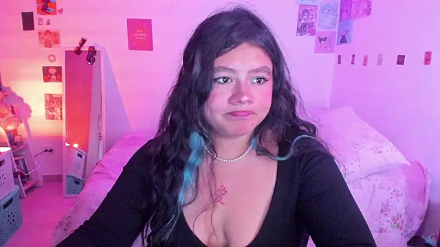 Snapshot of StephaniFox chatting on 01-15-25, 05:08 StephaniFox online show from 01-15-25, 05:08