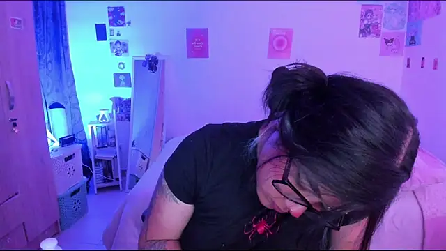 Snapshot of StephaniFox chatting on 01-24-25, 06:03 StephaniFox online show from 01-24-25, 06:03