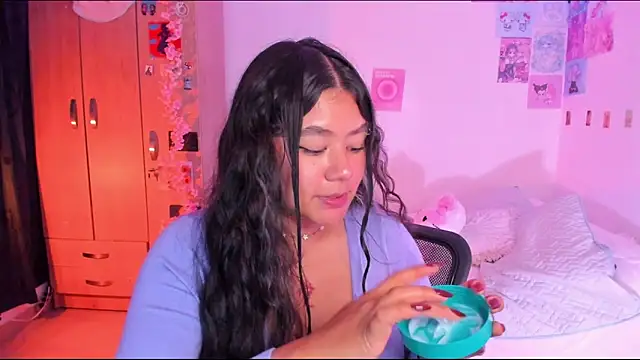 Snapshot of StephaniFox chatting on 02-11-25, 11:54 StephaniFox online show from 02-11-25, 11:54