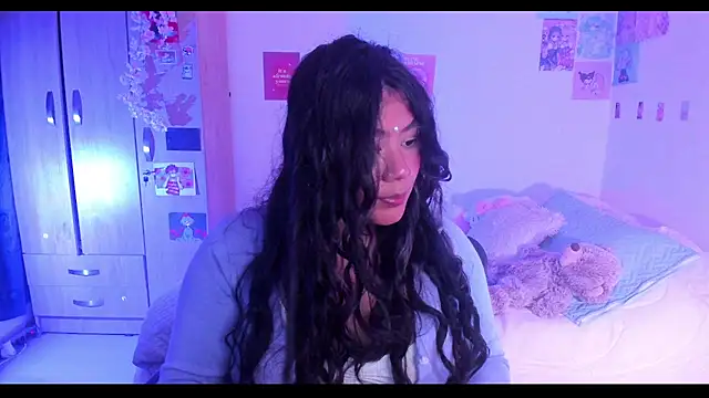 Snapshot of StephaniFox chatting on 02-18-25, 02:16 StephaniFox online show from 02-18-25, 02:16