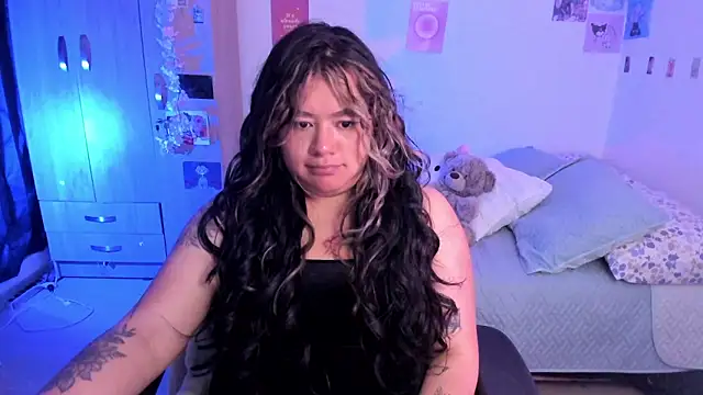 Snapshot of StephaniFox chatting on 03-07-25, 12:37 StephaniFox online show from 03-07-25, 12:37