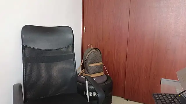 Dj scarlettmorreti online show from 01-26-25, 03:14