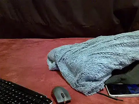 Snapshot of heather_savage chatting on 03-12-25, 10:17 heather savage online show from 03-12-25, 10:17