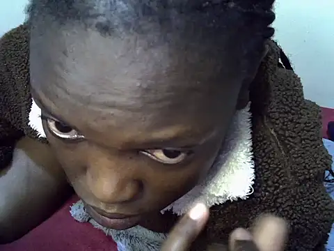 Snapshot of heather_savage chatting on 09-19-25, 10:21 heather savage online show from 09-19-25, 10:21