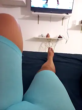 Snapshot of buterfly1519 chatting on 09-21-25, 07:59 buterfly1519 online show from 09-21-25, 07:59