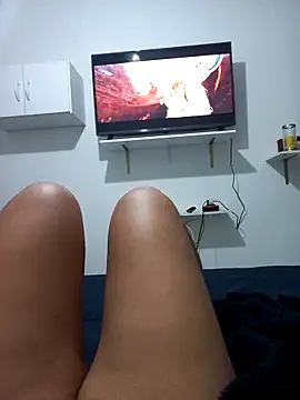 Snapshot of buterfly1519 chatting on 10-05-25, 12:53 buterfly1519 online show from 10-05-25, 12:53