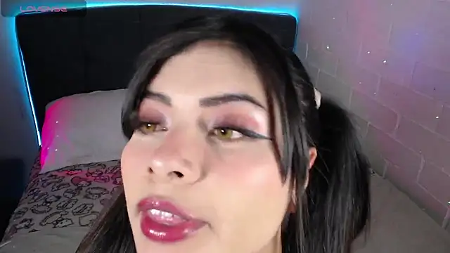 Snapshot of Bubalu_Uwwu chatting on 02-09-25, 11:04 Bubalu Uwwu online show from 02-09-25, 11:04