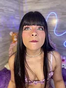 Snapshot of Bubalu_Uwwu chatting on 09-21-25, 08:54 Bubalu Uwwu online show from 09-21-25, 08:54