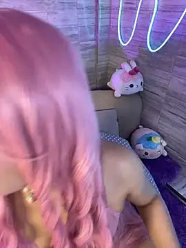 Snapshot of Bubalu_Uwwu chatting on 11-14-25, 11:53 Bubalu Uwwu online show from 11-14-25, 11:53