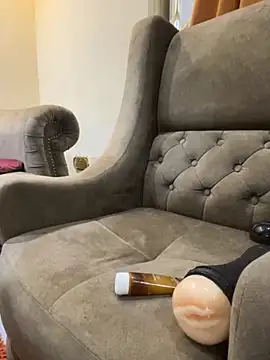 sknzy09 online show from 10-15-25, 12:38