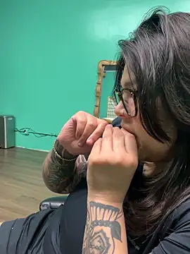 miacanela xo online show from 04-15-26, 03:24