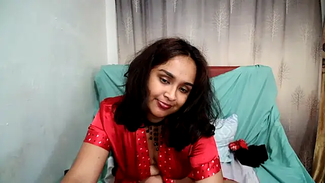 Snapshot of Cute_Indian00 chatting on 01-18-25, 10:06 Cute Indian00 online show from 01-18-25, 10:06