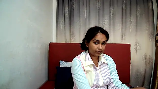 Snapshot of Cute_Indian00 chatting on 01-20-25, 05:26 Cute Indian00 online show from 01-20-25, 05:26