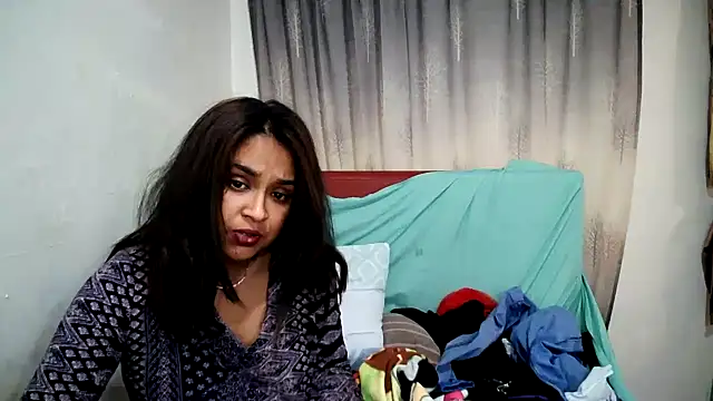 Snapshot of Cute_Indian00 chatting on 02-03-25, 04:04 Cute Indian00 online show from 02-03-25, 04:04