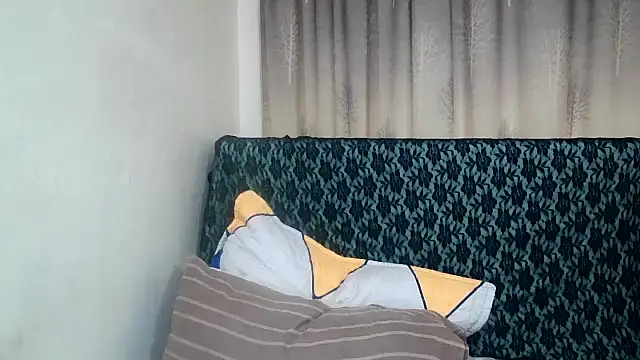 Snapshot of Cute_Indian00 chatting on 03-07-25, 12:56 Cute Indian00 online show from 03-07-25, 12:56