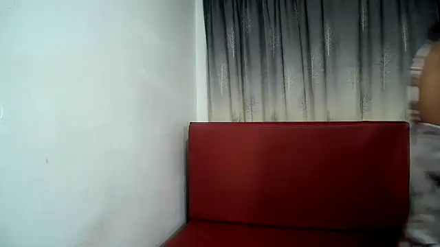 Snapshot of Cute_Indian00 chatting on 03-08-25, 03:39 Cute Indian00 online show from 03-08-25, 03:39