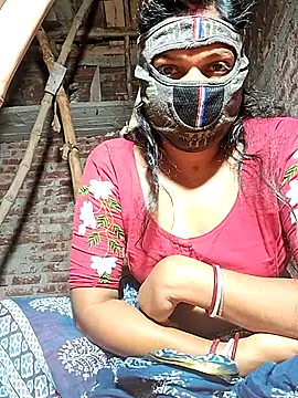 HotSexyBoudi online show from 02-13-26, 09:05