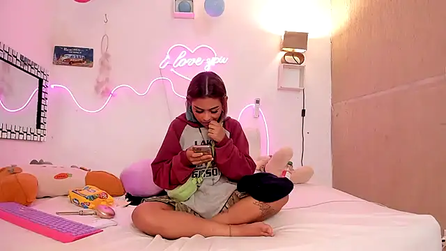 lilith horny online show from 03-19-25, 05:41