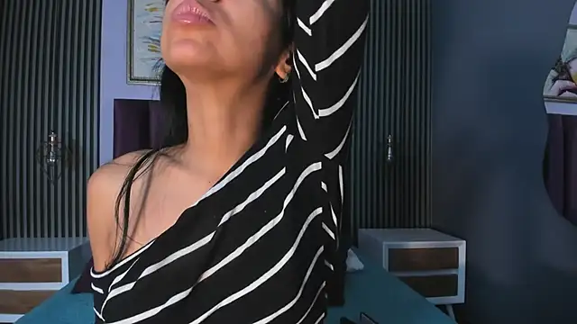 Tamaraakins online show from 03-01-25, 03:38