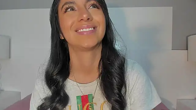 Tamaraakins online show from 03-22-25, 03:42