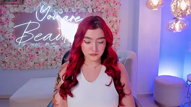 ViolettCastel online show from 03-18-25, 07:20