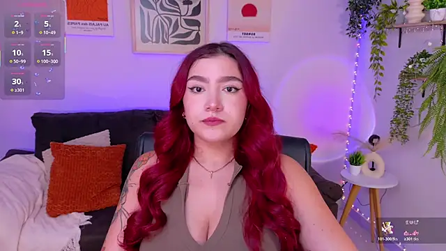 ViolettCastel online show from 05-19-26, 08:04