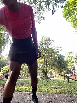 sweetsarabig22cm online show from 09-23-25, 12:52