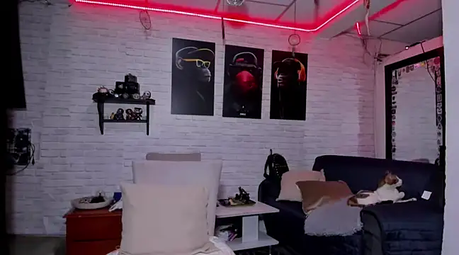 Kimmymadison- online show from 01-19-25, 05:26