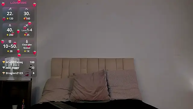 Roxxy mora online show from 02-22-25, 03:45