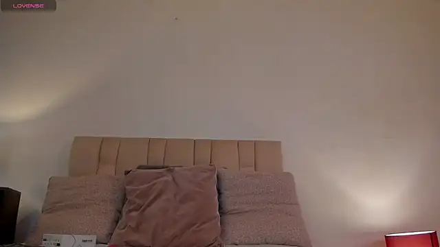 Roxxy mora online show from 03-08-25, 12:33