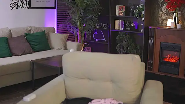 EvaSunderland online show from 02-06-25, 03:16