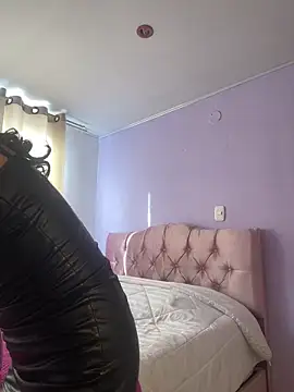 peiton steele7 online show from 10-19-25, 08:42