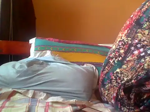 Snapshot of Sweetrata_ chatting on 02-01-26, 12:15 Sweetrata online show from 02-01-26, 12:15