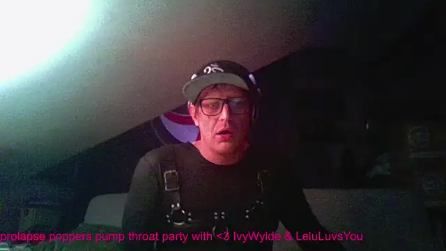Snapshot of Bigthroaterboy chatting on 12-08-24, 03:00 Bigthroaterboy online show from 12-08-24, 03:00