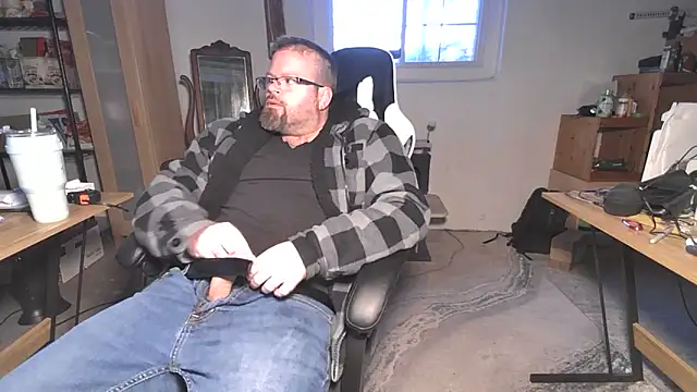 Snapshot of MagnusCockus chatting on 03-02-25, 10:38 MagnusCockus online show from 03-02-25, 10:38