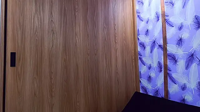 Molly ADY online show from 11-12-25, 04:35