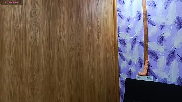 Molly ADY online show from 11-26-25, 07:26